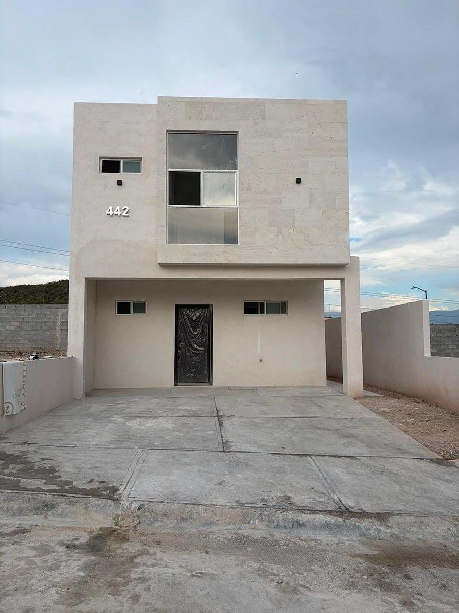 House for SALE in Residencial Piamonte, Saltillo, Coahuila., photo 1 of 17