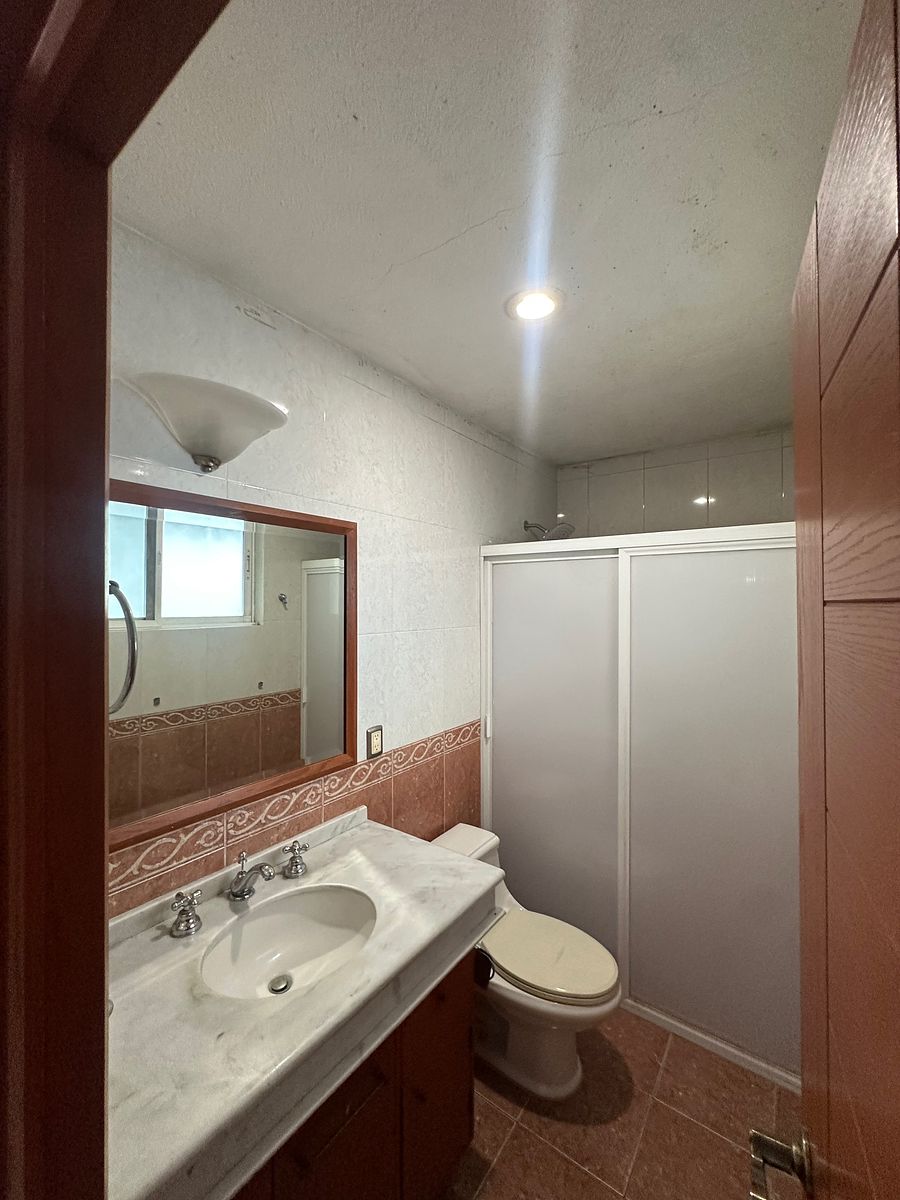 House in Los Manzanos, Tlajomulco de Zúñiga, photo 17 of 48