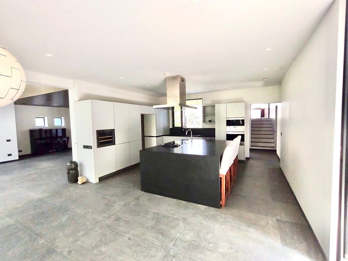Casa em Pinar de La Venta, Zapopan, foto 2 de 30