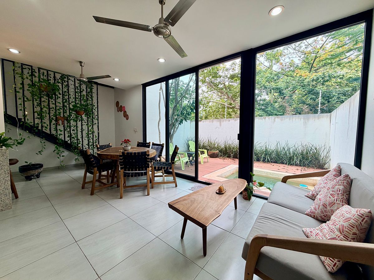 Casa en Venta en Privada Santorini , Chuburna de Hidalgo. Mérida, foto 1 de 11