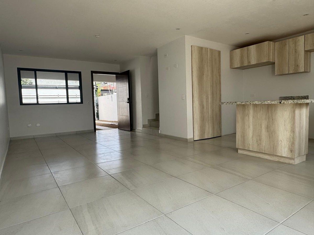 House in Ampliación Guaycura, Tijuana, photo 3 of 10