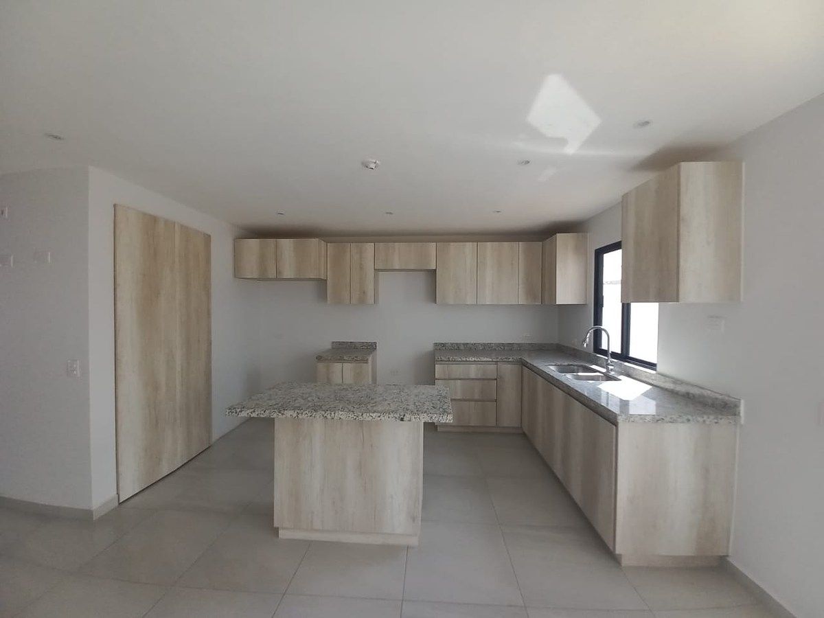 House in Ampliación Guaycura, Tijuana, photo 2 of 10