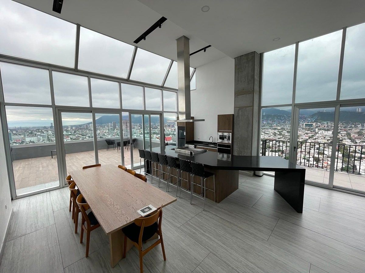 Belo apartamento novo no centro, foto 1 de 27