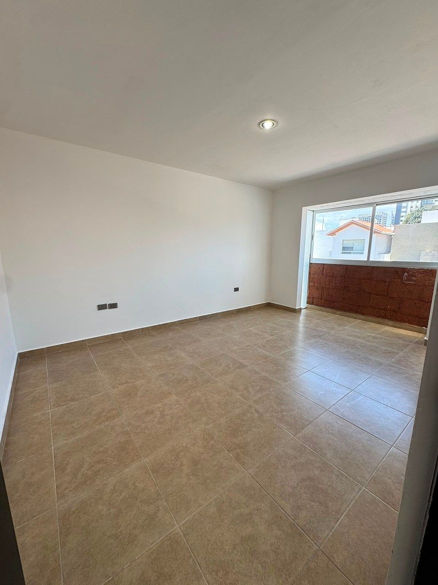 House in Gated Community in Juriquilla Santa Fe, Querétaro, photo 9 of 11