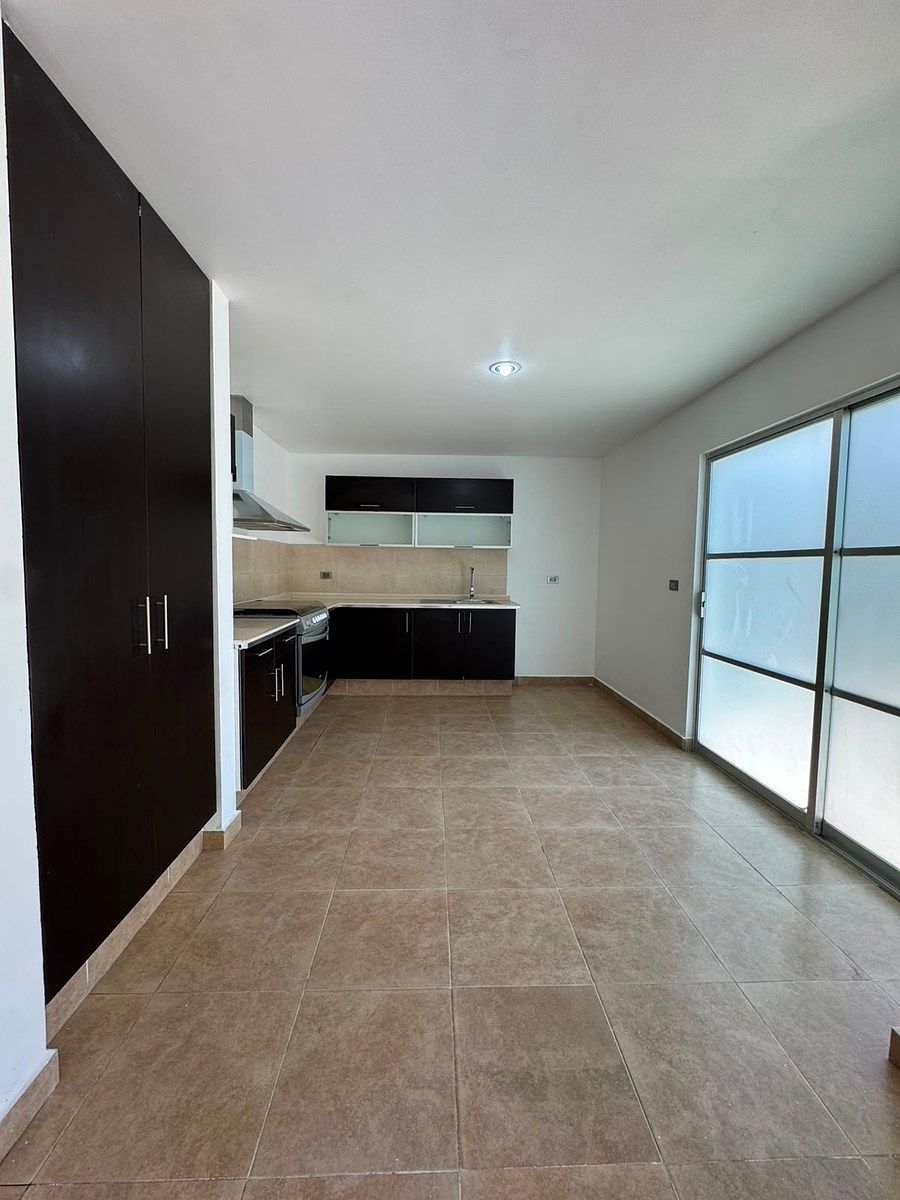House in Gated Community in Juriquilla Santa Fe, Querétaro, photo 3 of 11