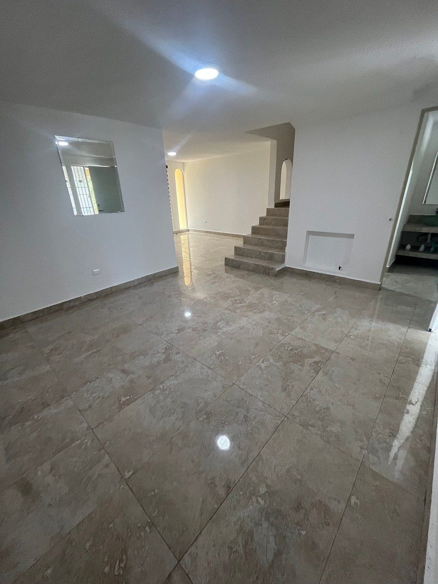 Casa em Cerradas de Lindavista, Guadalupe, foto 2 de 21