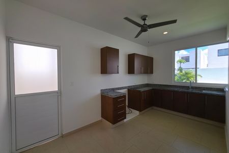 HOUSE FOR SALE IN PRIVATE IN CONKAL