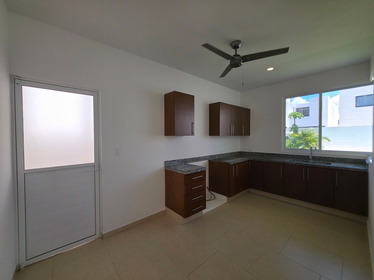 Casa em Conkal, Conkal, foto 6 de 25