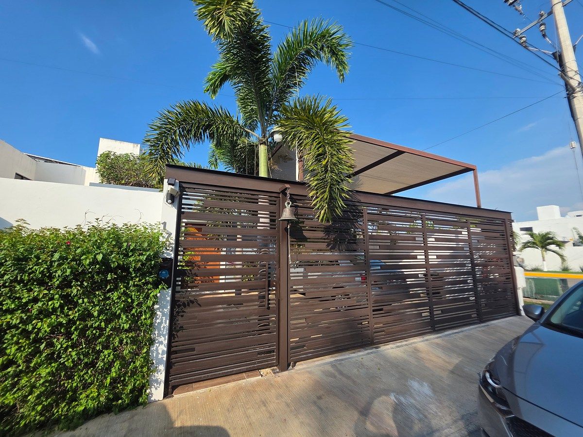 PALM TREE HOUSE FOR SALE, ONE FLOOR ON THE CORNER, CONKAL, photo 1 of 35