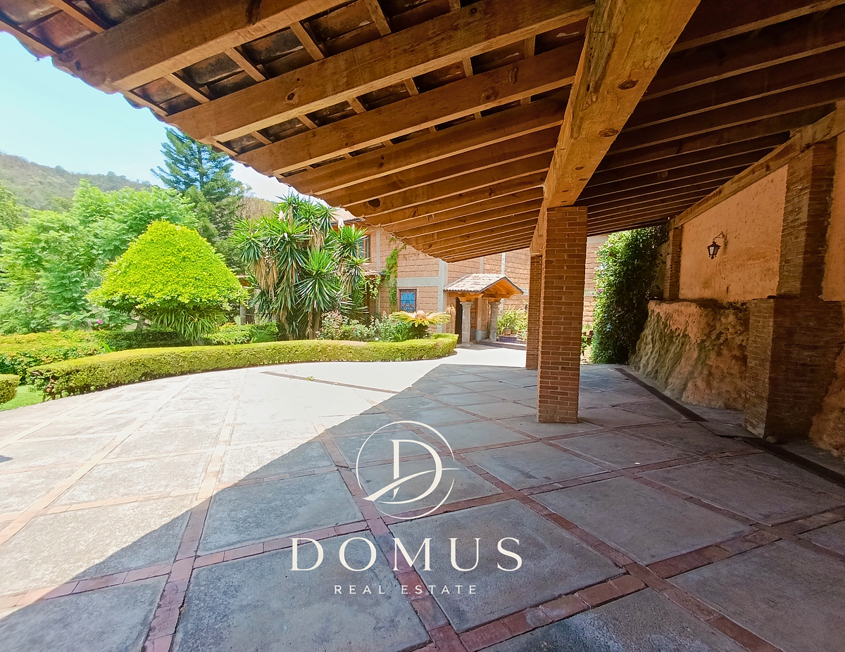 Casa en El Arco, Valle de Bravo, foto 2 de 21