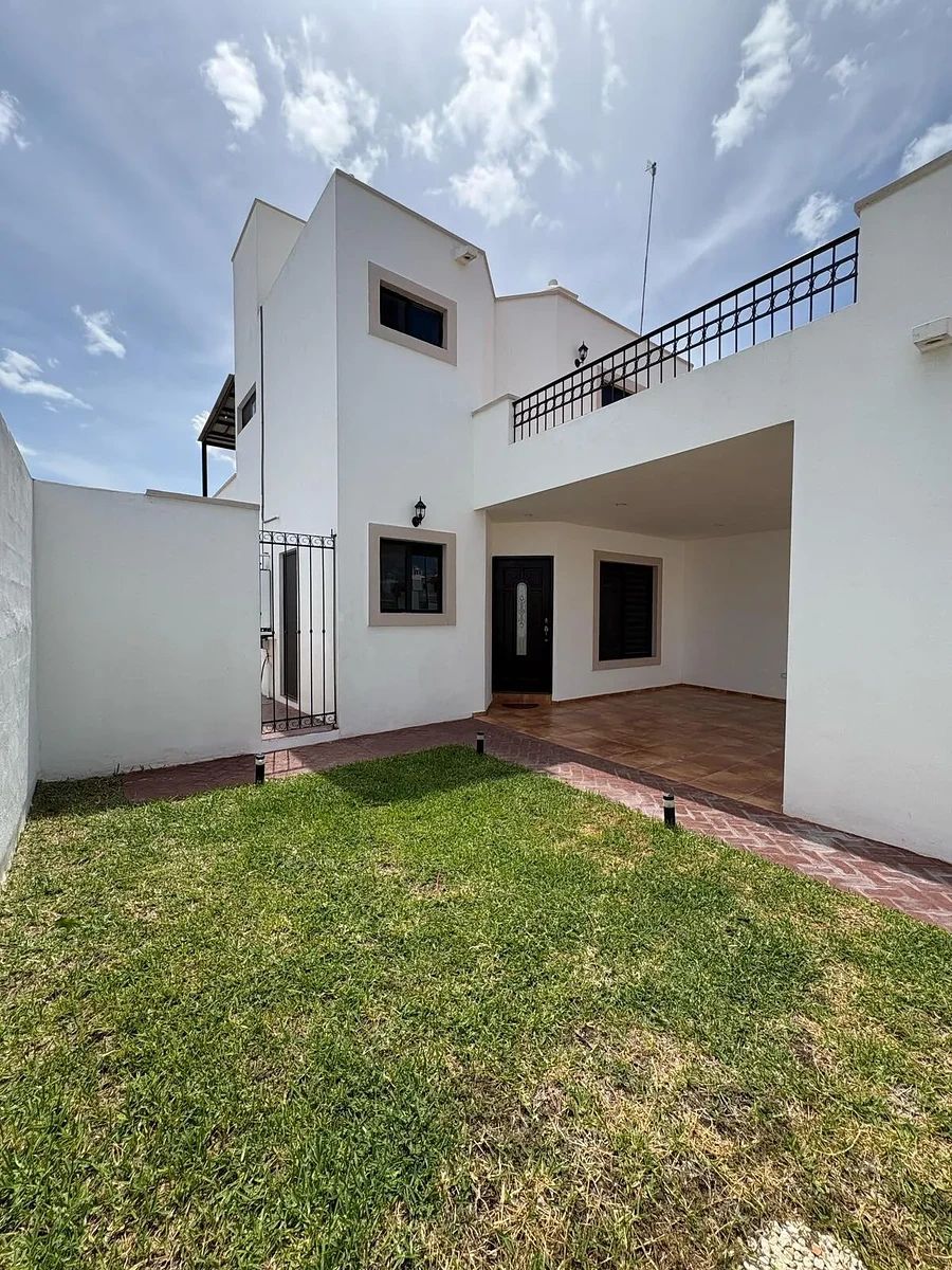Casa para Aluguel com Painéis Solares, foto 1 de 29