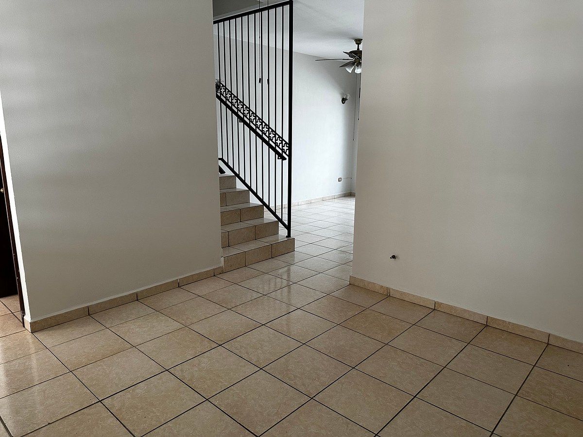 Casa en Residencial la Huasteca, Santa Catarina, foto 3 de 32