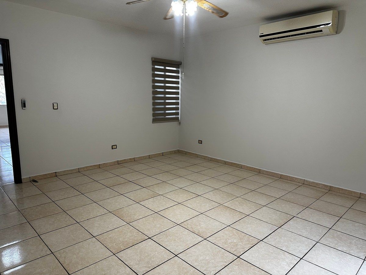 Casa en Residencial la Huasteca, Santa Catarina, foto 13 de 32