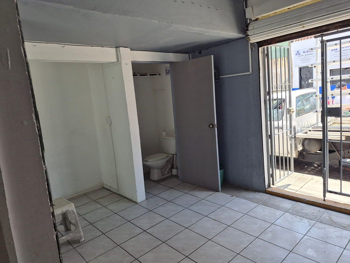 Retail Space in Country Club, Guadalajara, photo 15 of 18
