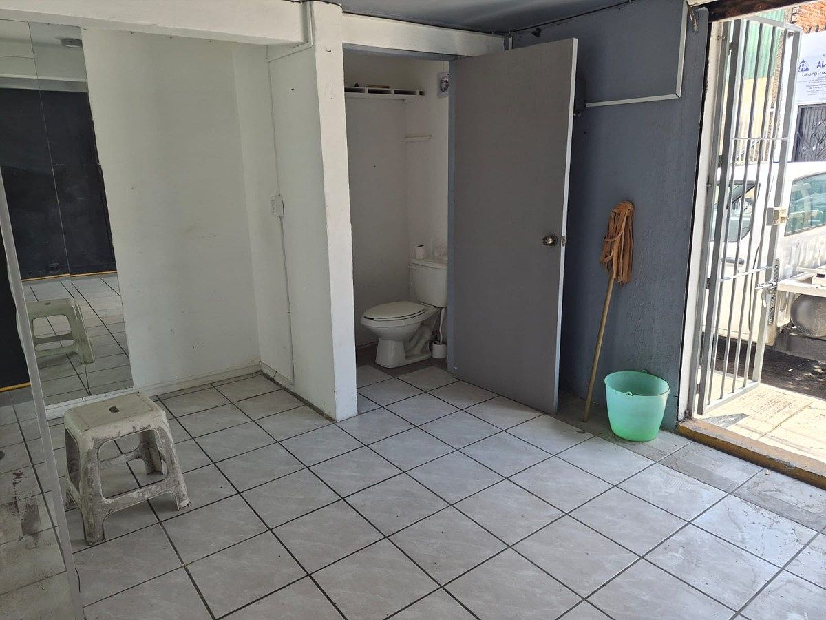 Retail Space in Country Club, Guadalajara, photo 17 of 18