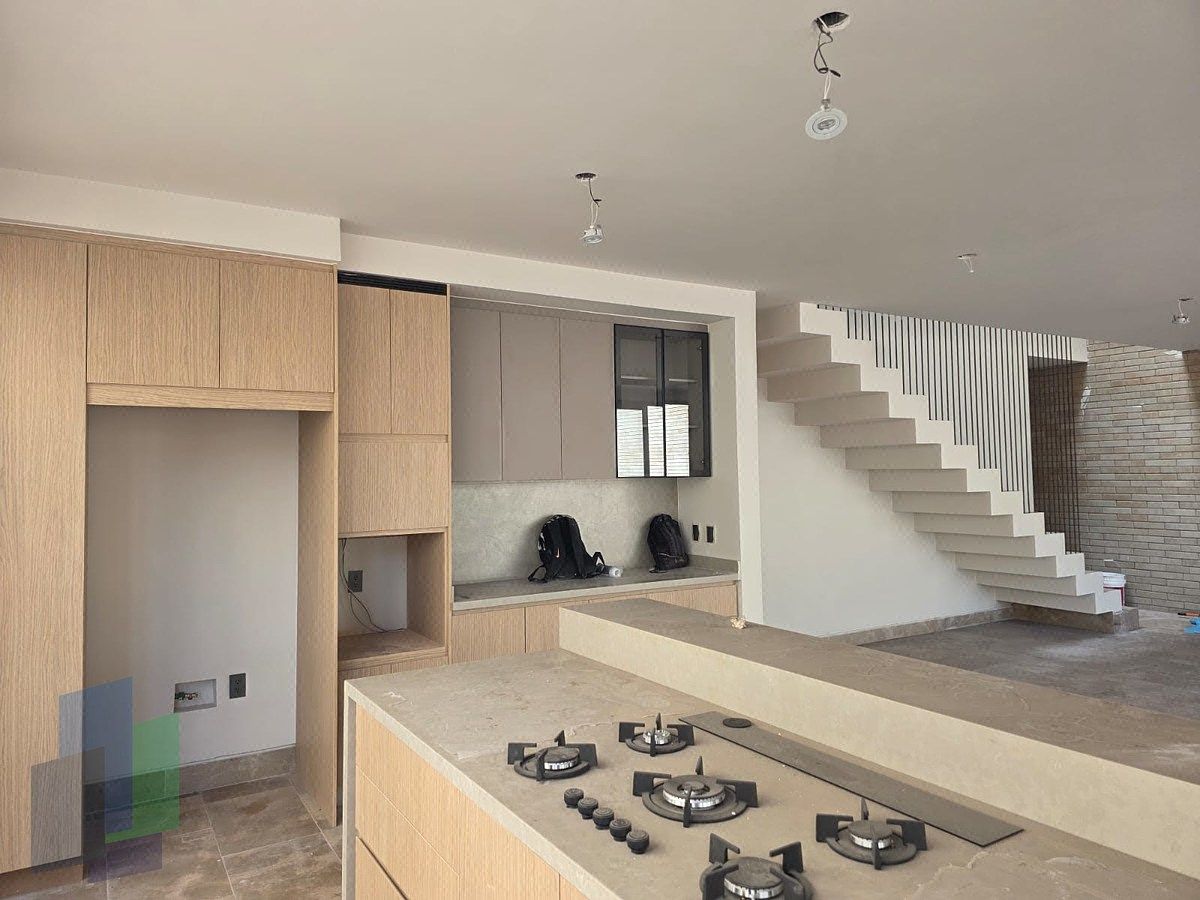 Casa en condominio en Altozano el Nuevo Querétaro, Querétaro, foto 3 de 32