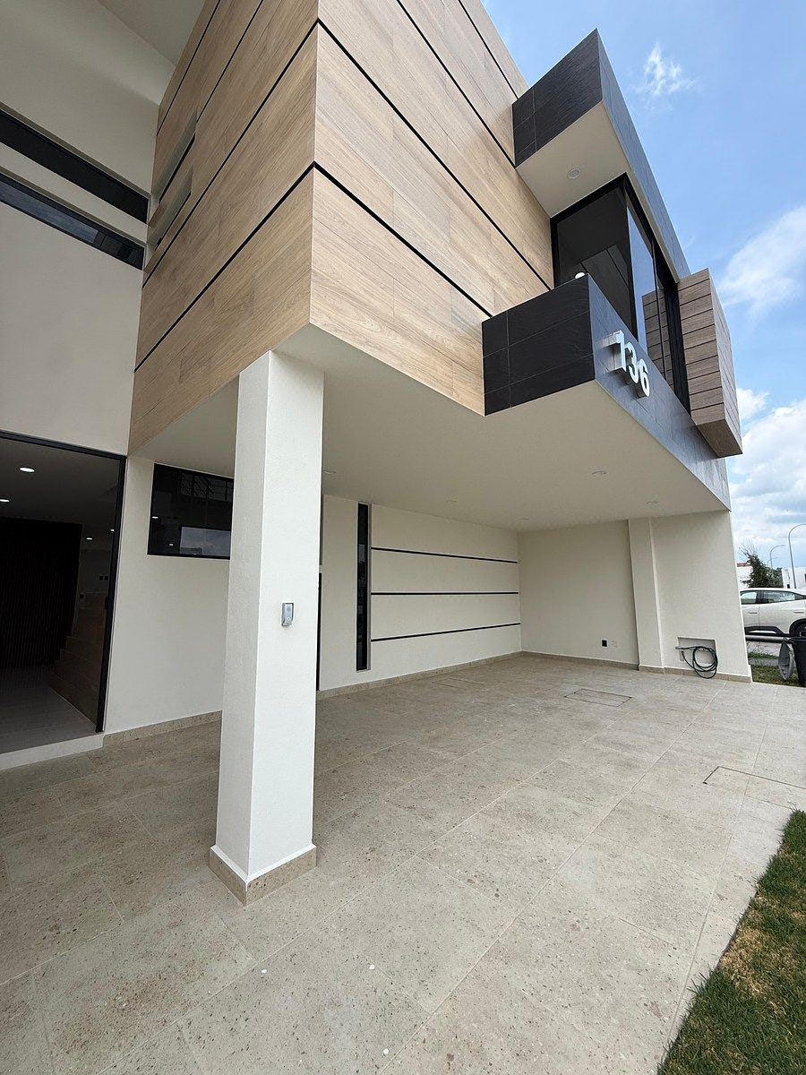 House in Gated Community in Rancho Santa Mónica, Aguascalientes, photo 2 of 22