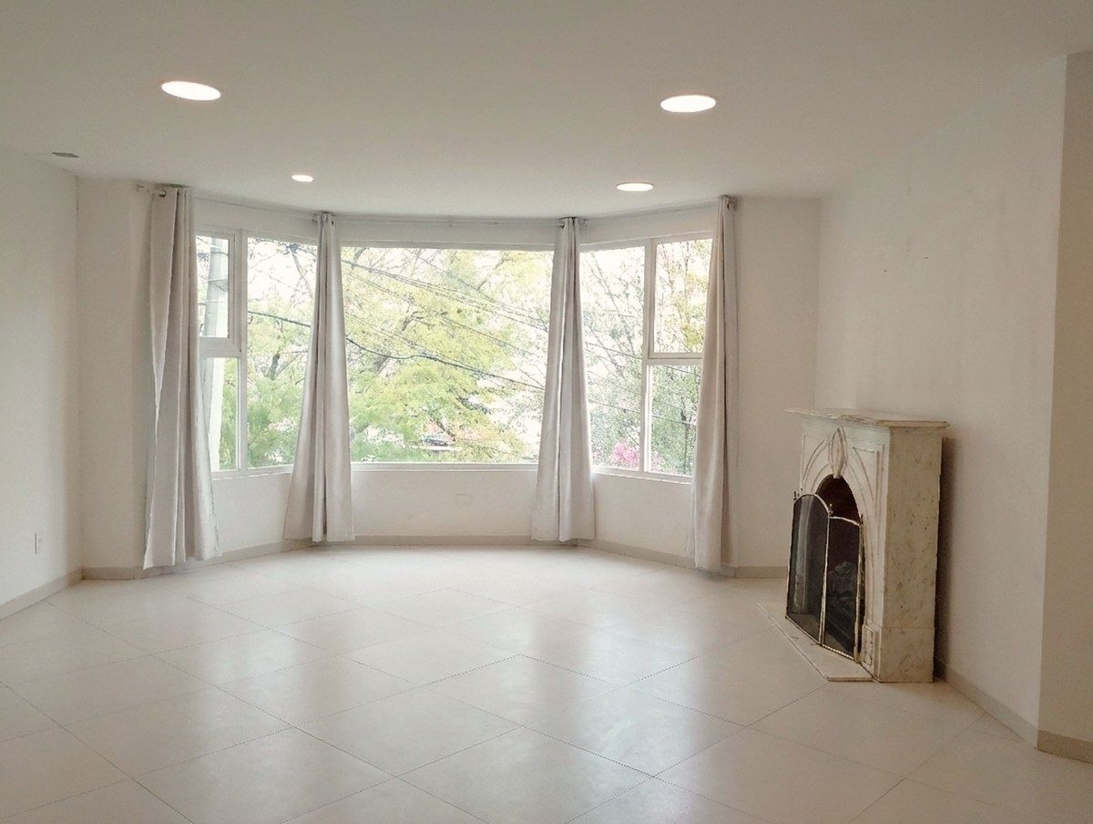 Casa em Ciudad Brisa, Naucalpan de Juárez, foto 2 de 38