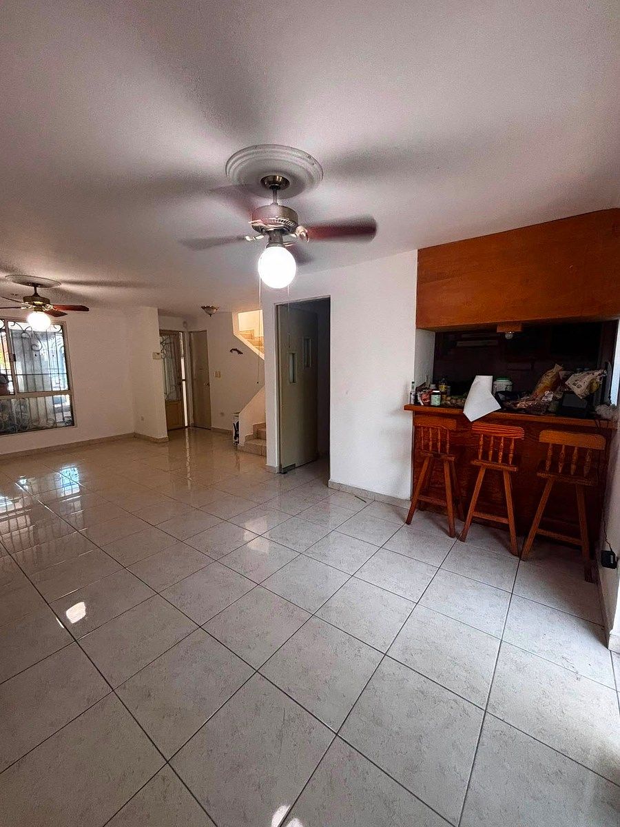 House in Cima de las Cumbres, Monterrey, photo 3 of 25