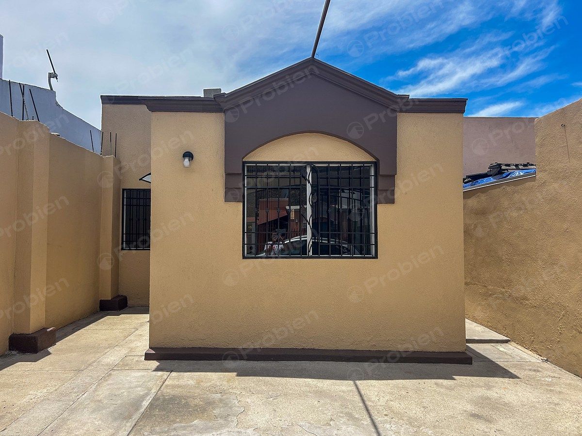 Remodeled House for Rent – Loma Bonita, photo 1 of 16