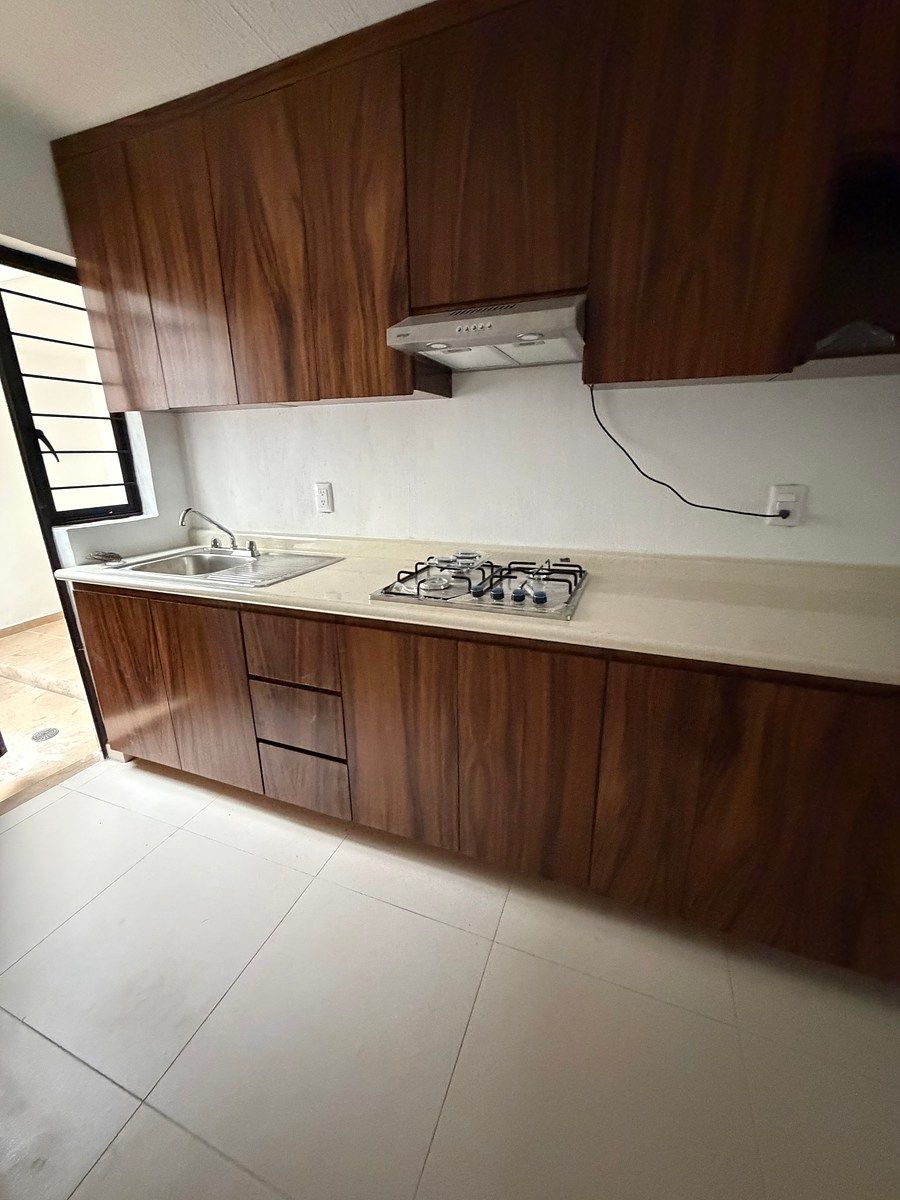 Casa em condomínio fechado em Parques del Auditorio, Zapopan, foto 3 de 10