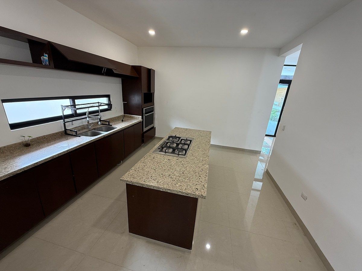 House in La Rejoyada, Mérida, photo 5 of 36