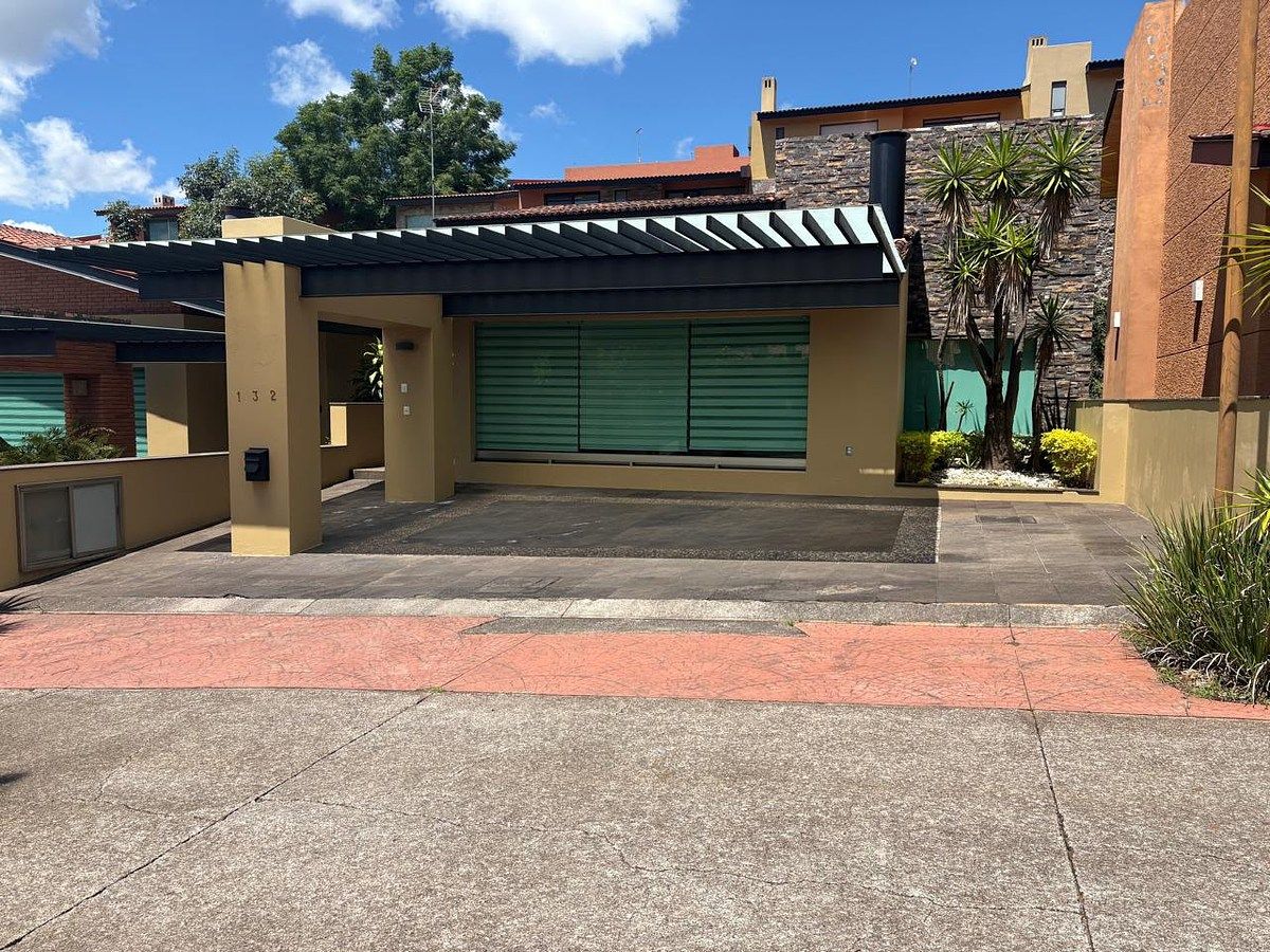 CASA EN VENTA, CLUB DE GOLF ALTOZANO MORELIA, foto 1 de 11