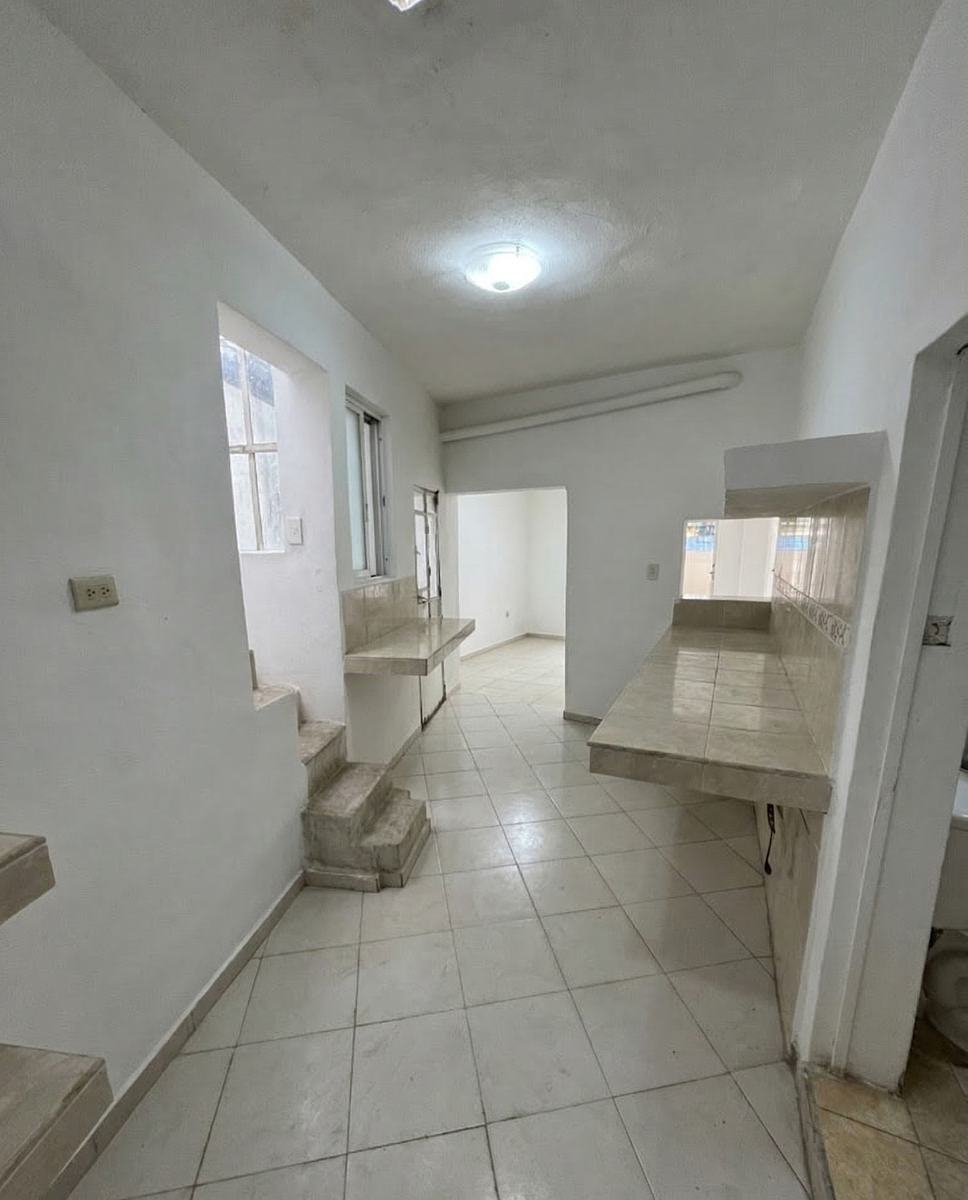 🏠 ¡JOYA PARA REMODELAR EN EL LADO PONIENTE DEL CORREDOR GASTRONÓMICO! 🏠 - foto 5