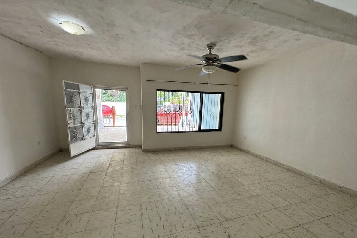 🏠 ¡JOYA PARA REMODELAR EN EL LADO PONIENTE DEL CORREDOR GASTRONÓMICO! 🏠 - foto 3