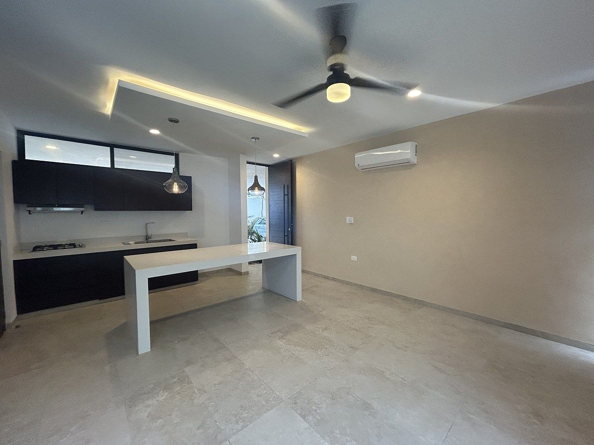 House in Gated Community in Temozón Norte, Mérida, photo 2 of 17