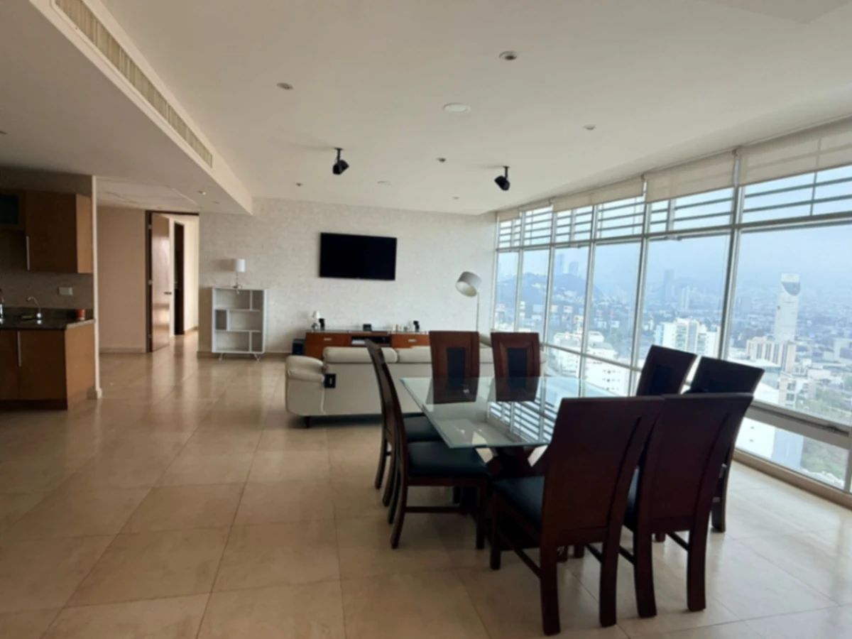 Apartamento em Hacienda San Francisco, Monterrey, foto 2 de 12