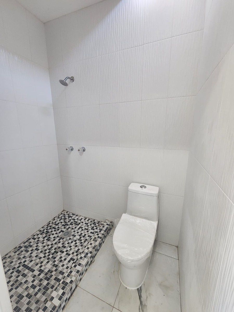 House in Praderas de la Gloria, Tijuana, photo 10 of 13