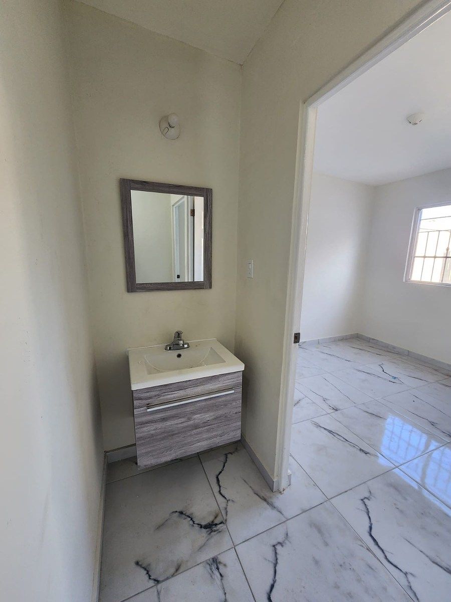 House in Praderas de la Gloria, Tijuana, photo 11 of 13