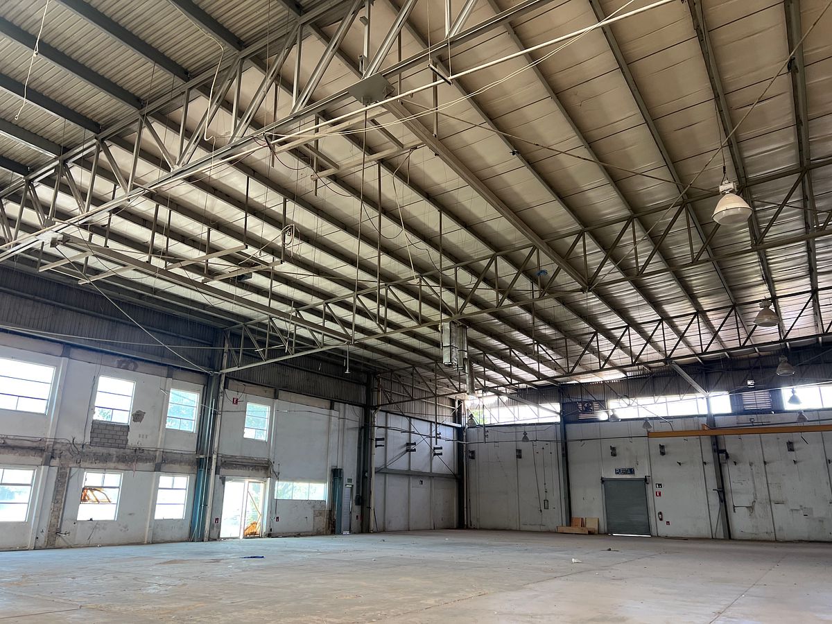 Industrial Warehouse in Parques del Castillo, El Salto, photo 5 of 19