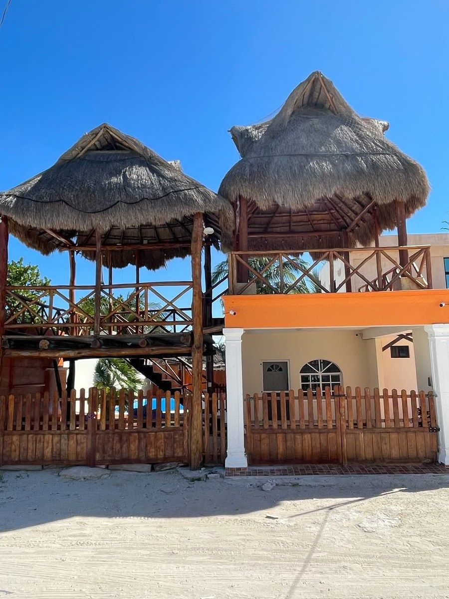 Casa à venda em Chelem com Piscina, foto 1 de 25