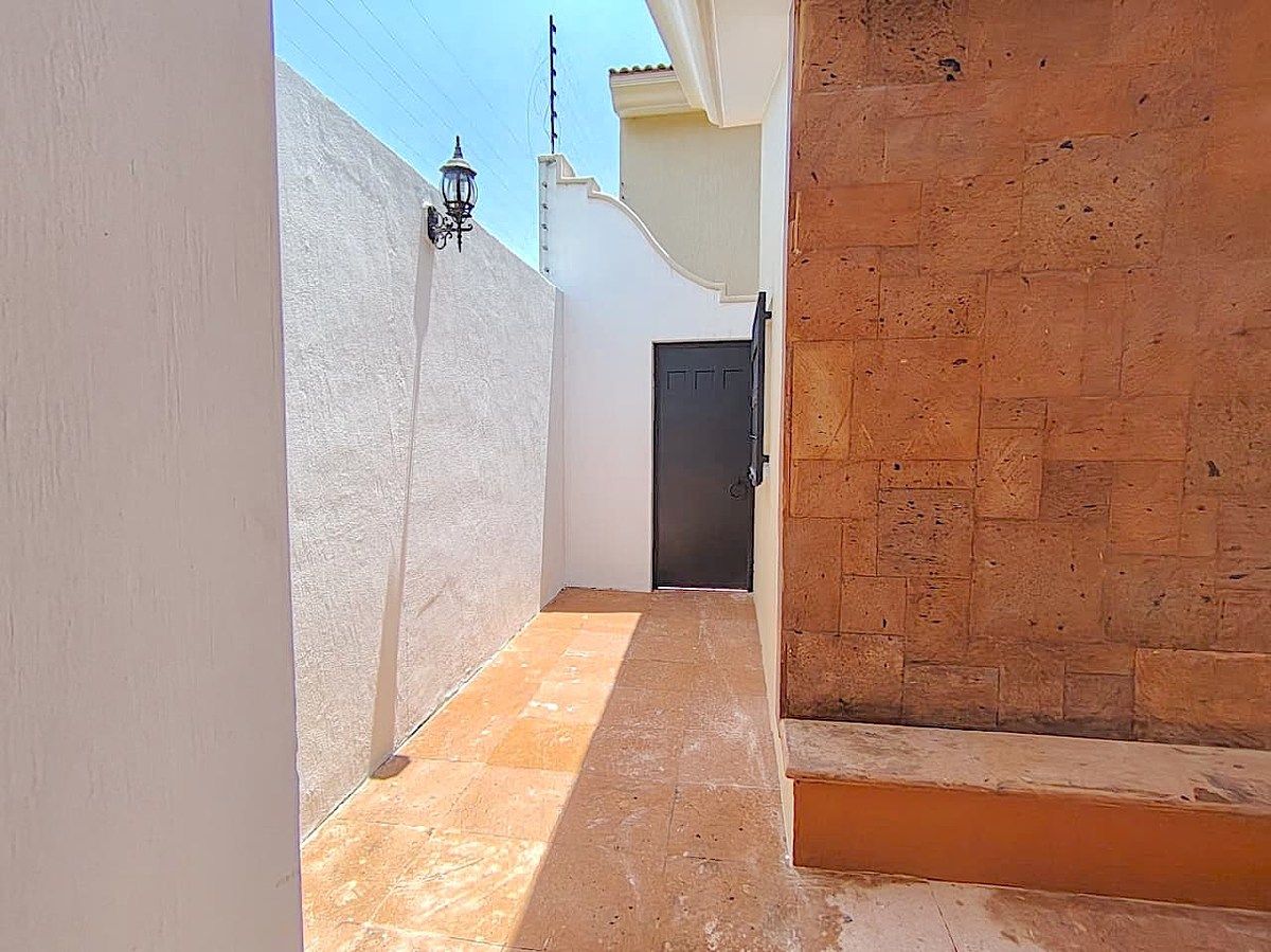 House in Ciudad Bugambilia, Zapopan, photo 15 of 39