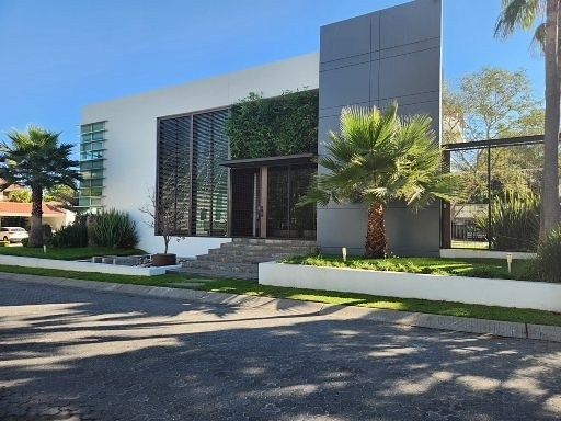 RESIDENCE FOR SALE FRACC. PONTEVEDRA ZAPOPAN, photo 1 of 43