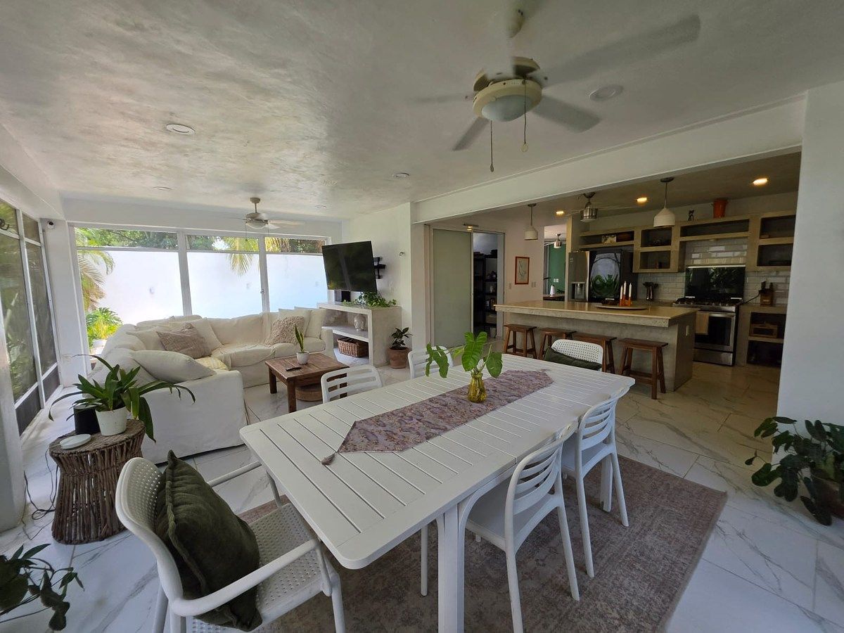RESIDENCIA AMUEBLADA EN VENTA EN XCANATÚN, YUCATÁN, foto 1 de 21