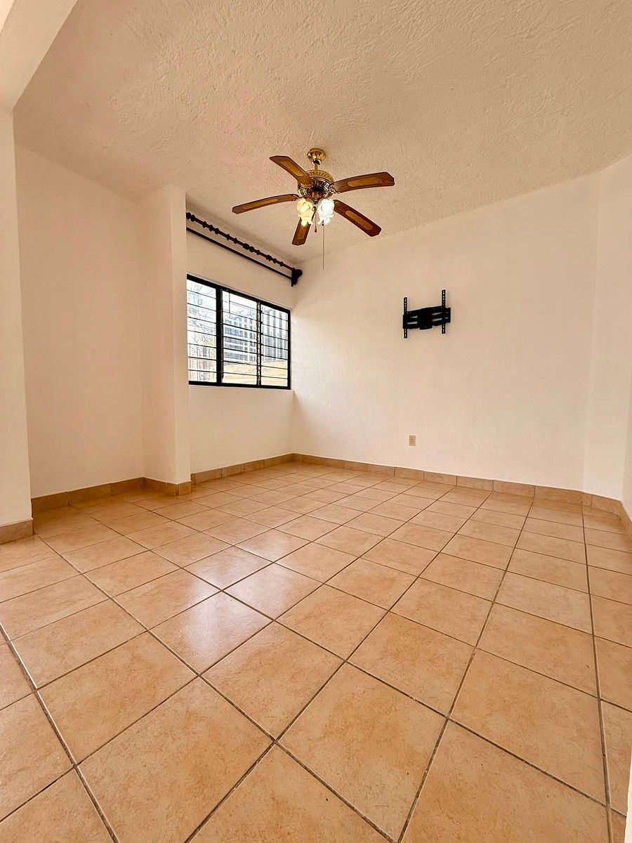Casa en Lomas de Zapopan, Zapopan, foto 4 de 14