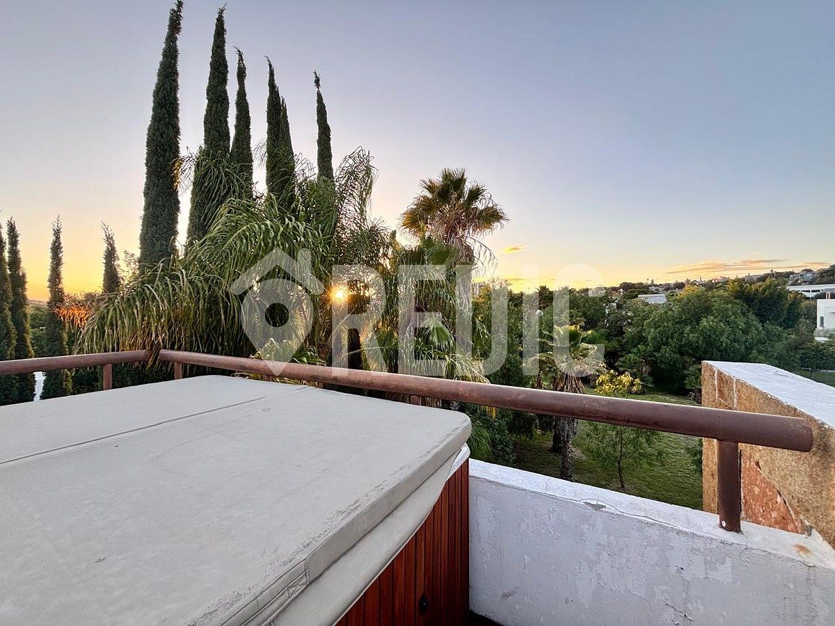 House in Gated Community in Jurica, Querétaro, photo 45 of 46