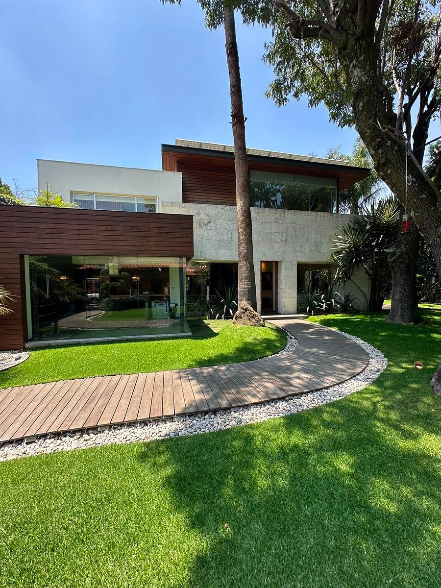 HOUSE FOR SALE IN JARDINES DELPEDREGAL, photo 1 of 22