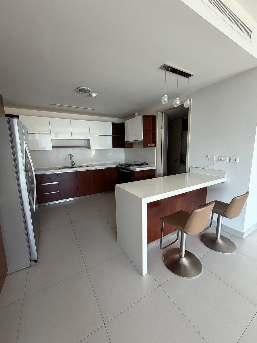 DEPARTAMENTO EN RENTA FUENTES DEL VALLE, foto 1 de 12