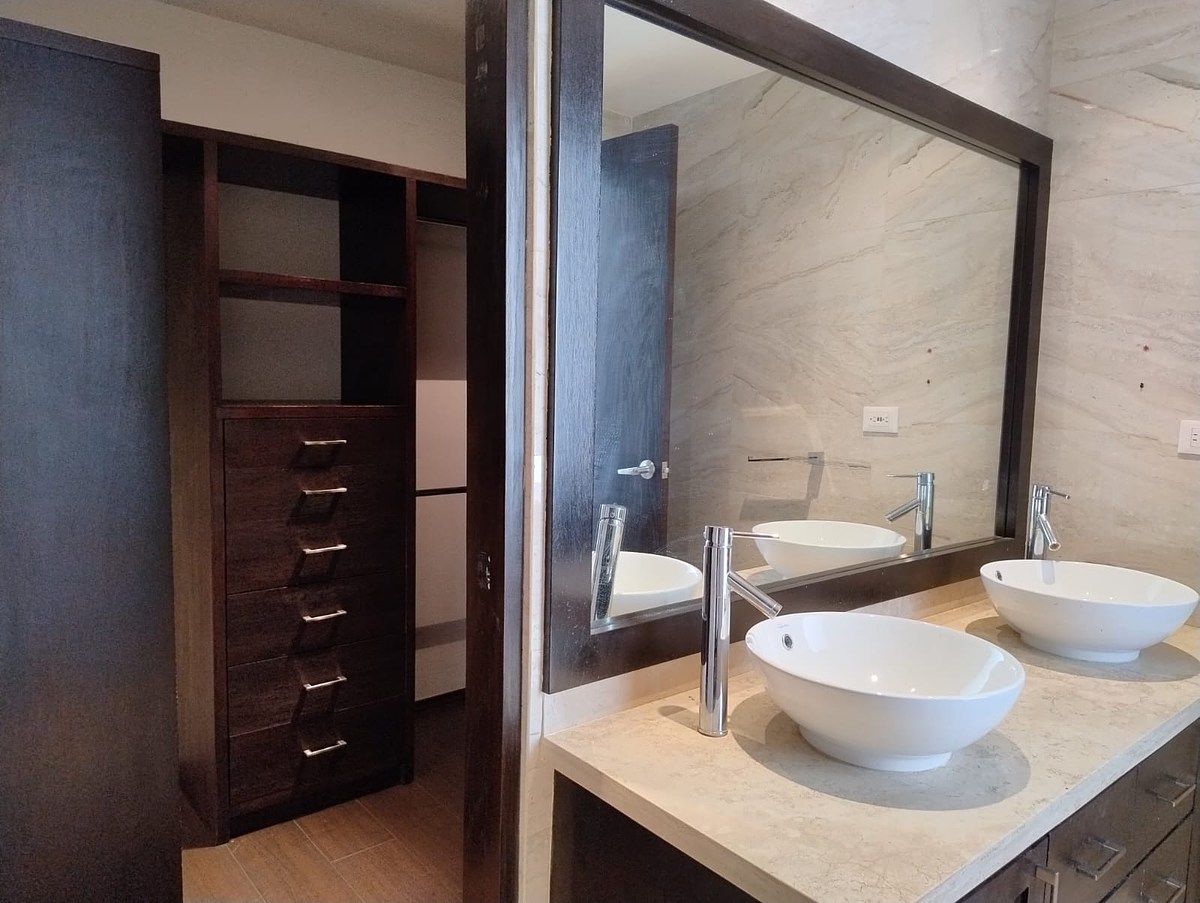 2 baños completos, photo 33 of 43