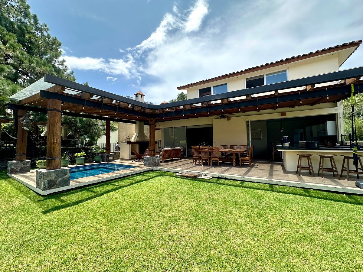 Casa en venta en condominio con excelentes amenidades, foto 1 de 23