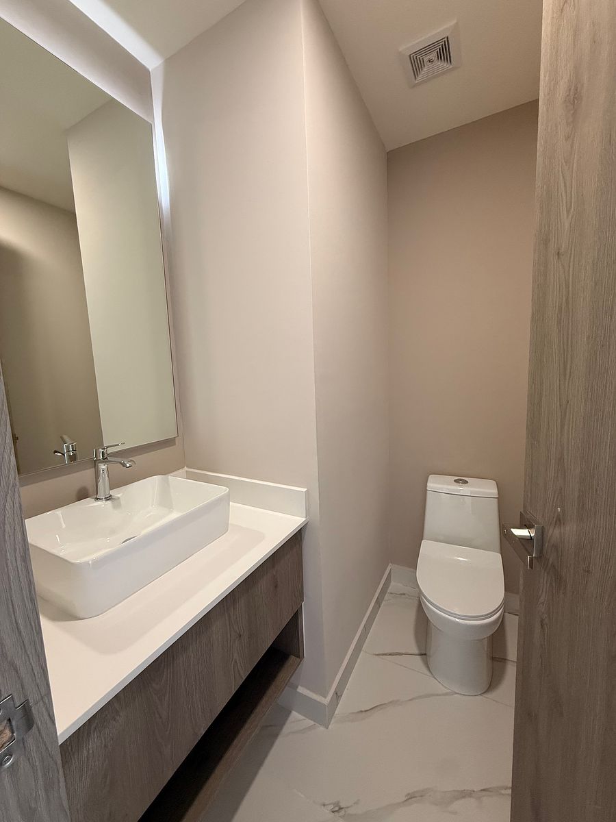 Medio baño visitas, photo 5 of 20