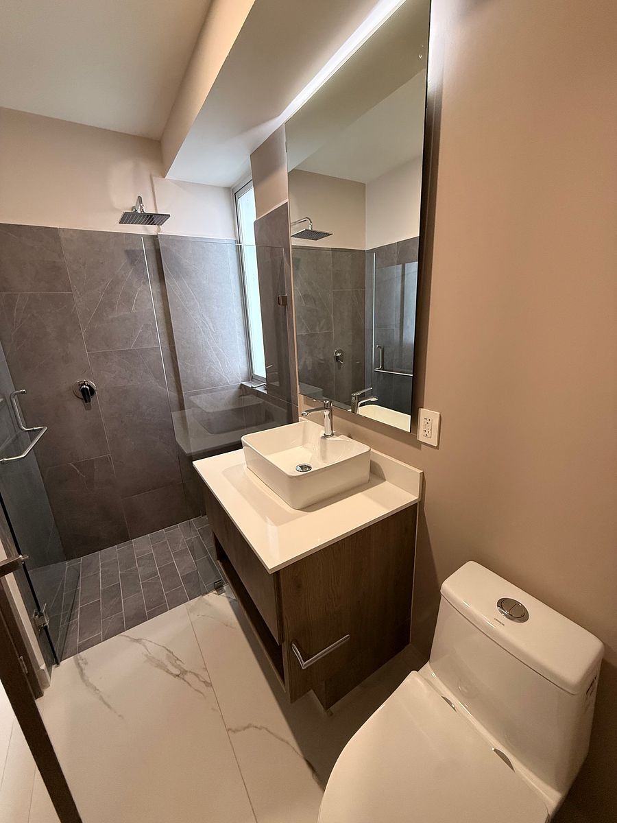 baño completo recamara principal, photo 8 of 20