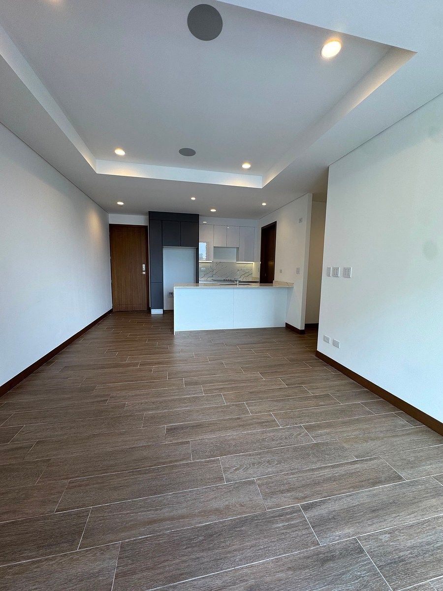 Apartamento en Zona 10, Guatemala, foto 3 de 14