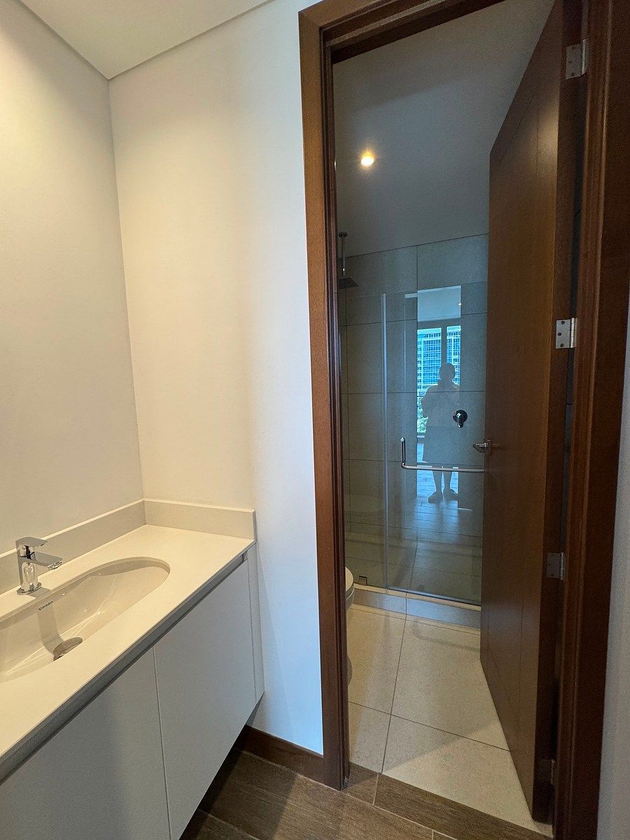 Apartamento en Zona 10, Guatemala, foto 8 de 14
