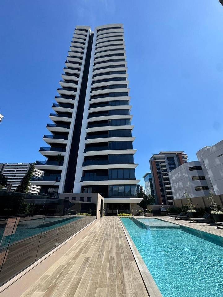 Apartamento en venta o renta en zona 10, foto 1 de 12