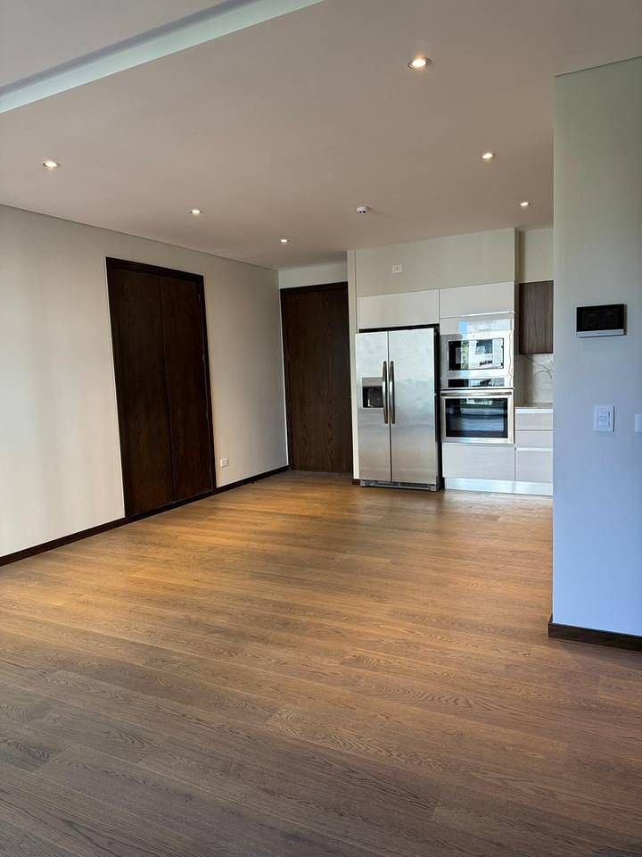 Apartamento en Zona 10, Guatemala, foto 4 de 12